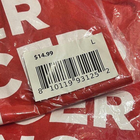 [LARGE] 7-Eleven Speedway Christmas 2023 Graphic T-Shirt [RED] NEW IN … - Picture 3 of 4